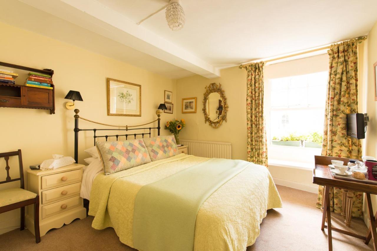 St Annes Bed And Breakfast Painswick Esterno foto