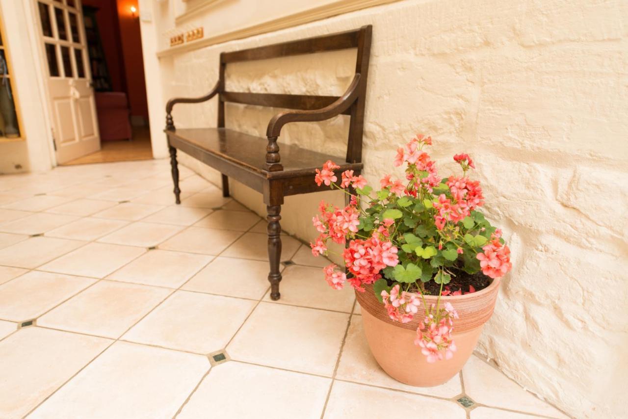 St Annes Bed And Breakfast Painswick Esterno foto